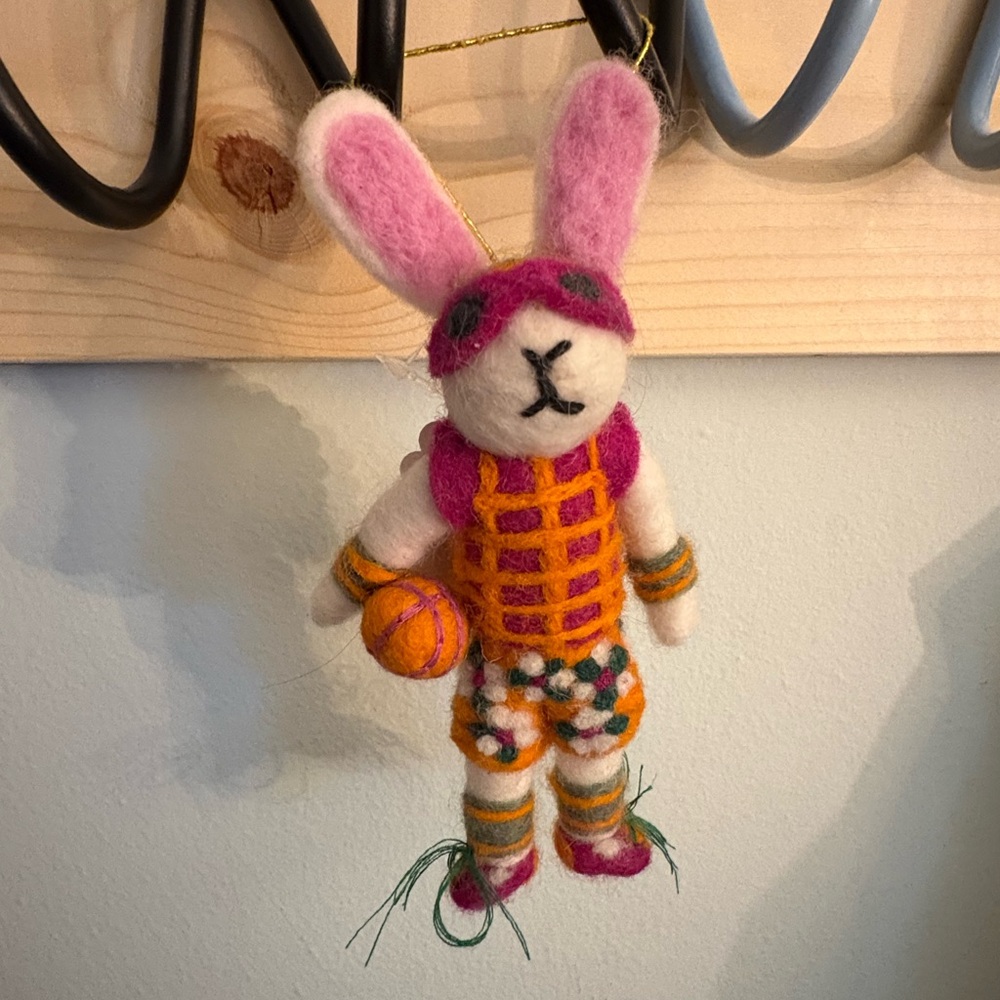Anthropologie Felt Bunny Ornament Basketball in Pink & Orange